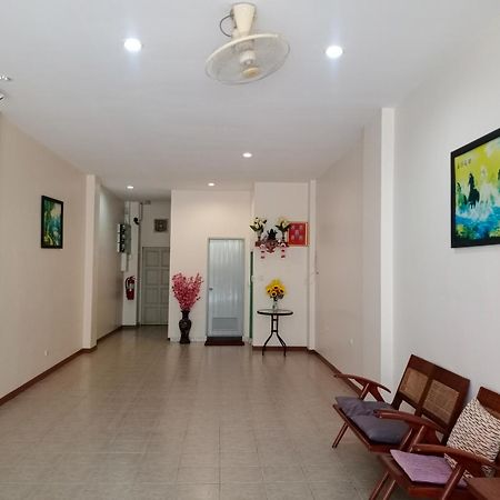 Appartement White House By Sorot ตึกขาวโดยโสรฬ à Jomtien Beach Extérieur photo