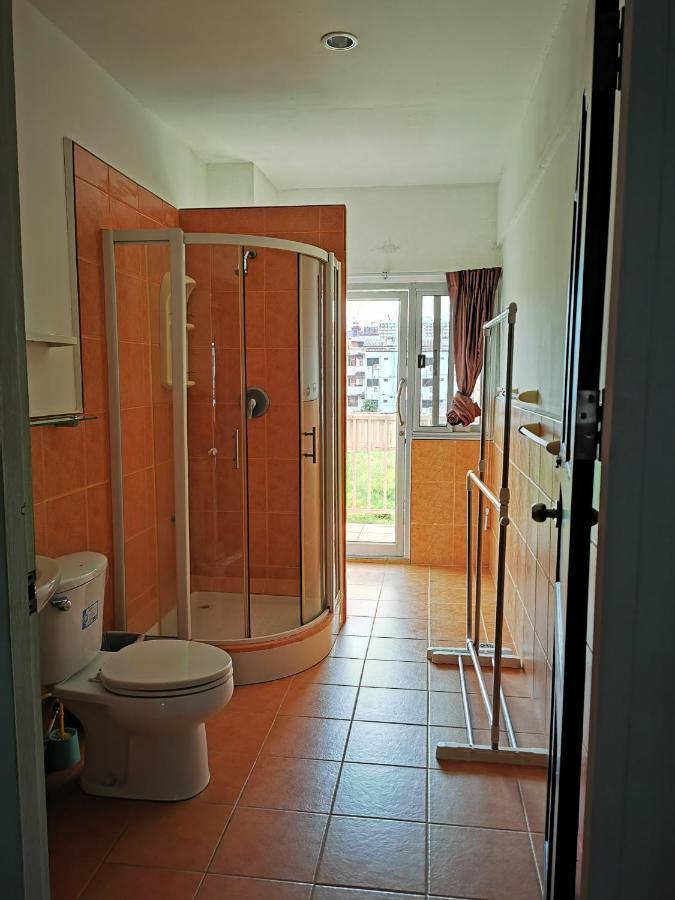Appartement White House By Sorot ตึกขาวโดยโสรฬ à Jomtien Beach Extérieur photo