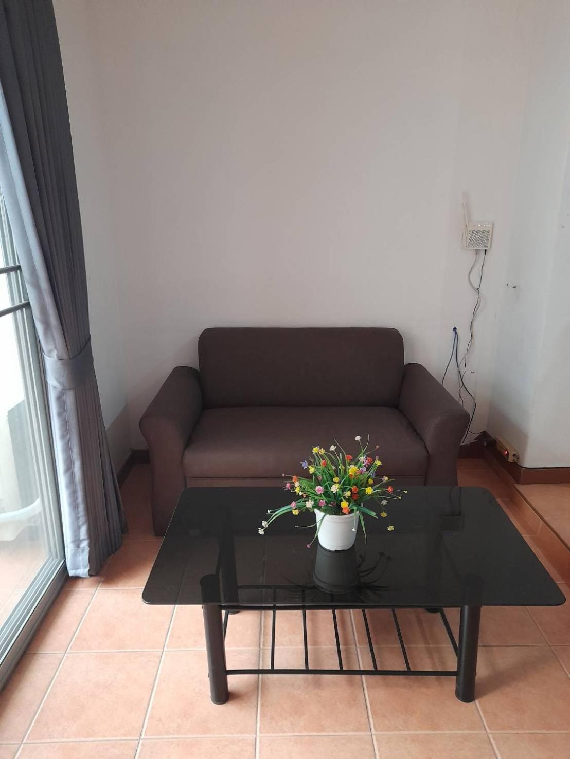 Appartement White House By Sorot ตึกขาวโดยโสรฬ à Jomtien Beach Extérieur photo