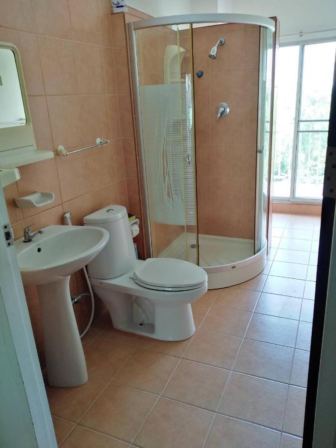 Appartement White House By Sorot ตึกขาวโดยโสรฬ à Jomtien Beach Extérieur photo